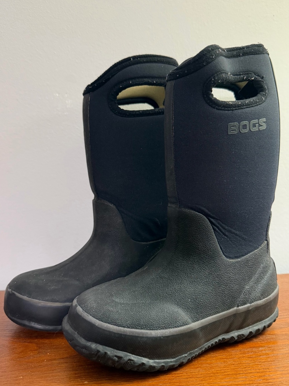 BOGS Kids Preschooler Sz 10 Black Waterproof Insulated Winter Snow Boots